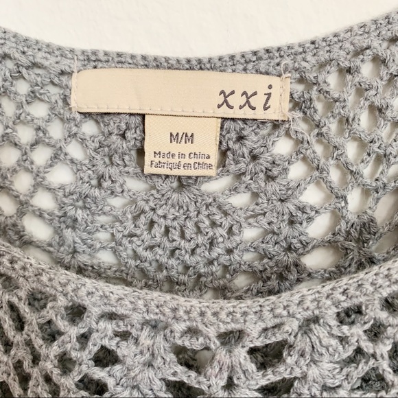 Forever 21 Crocheted Grey Crop Top - Picture 3 of 4
